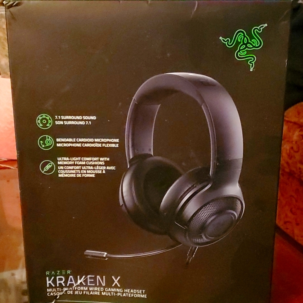 Black Razer Kraken X  Headphones